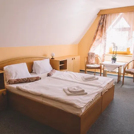 Vydra Otel Srní